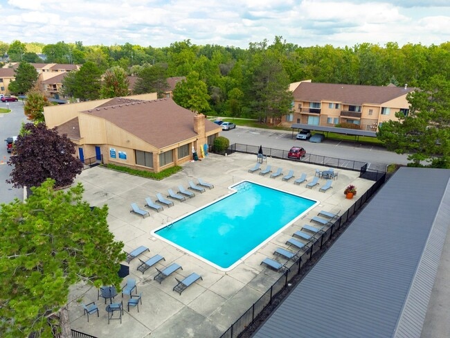 Franklin River Apartments