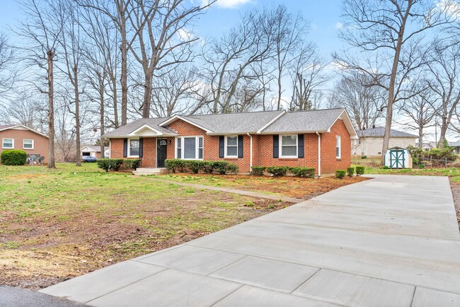 property at 2522 Timberwood Dr