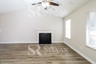 2428 Snow Creek Ln in Charlotte, NC - Building Photo - Building Photo