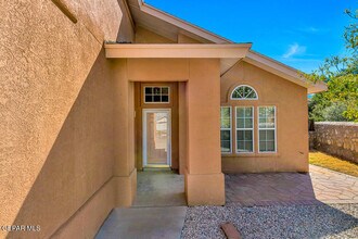 10917 Loma Alta Pl in El Paso, TX - Building Photo - Building Photo