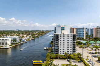 The Continental in Fort Lauderdale, FL - Building Photo - Building Photo