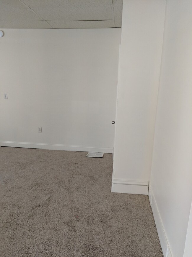 property at 1033 Euclid Ave