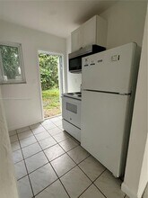 620 Oriental Blvd in Opa Locka, FL - Building Photo - Building Photo