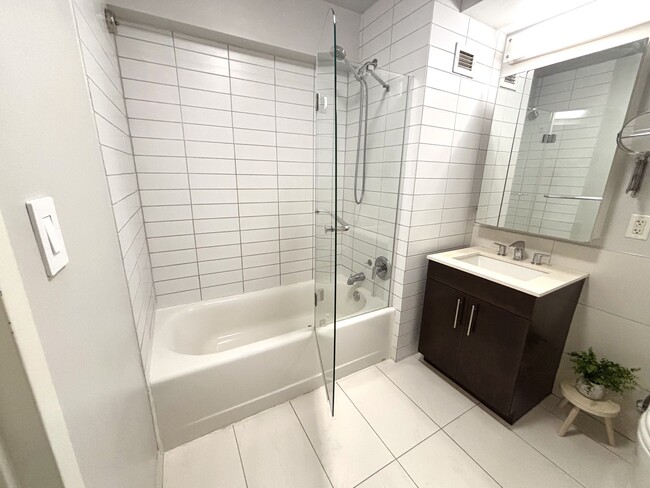 property at 535 W 52nd St