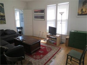 2711 Aldrich Ave S-Unit -2711 in Minneapolis, MN - Building Photo - Building Photo