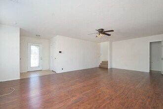3727 Fringe Breeze in San Antonio, TX - Building Photo - Building Photo