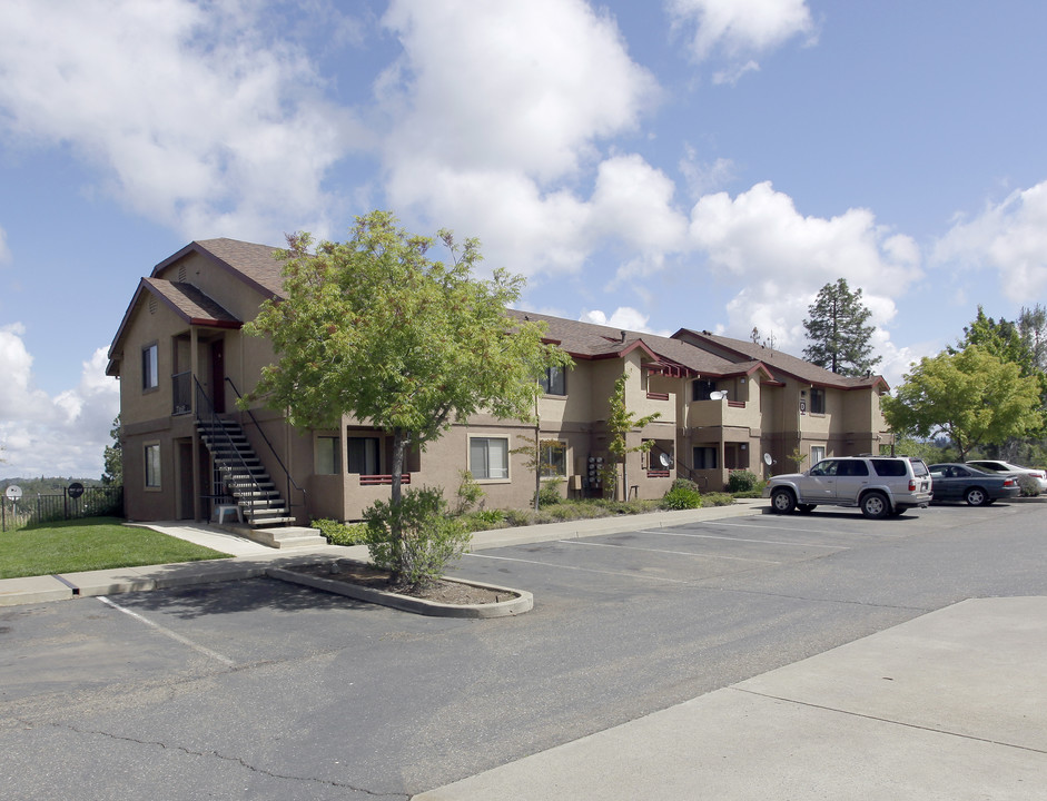 Placer Village Apartments in Placerville, CA - Building Photo
