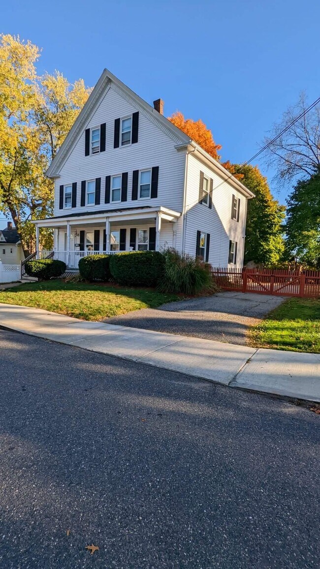 14 Tremont St Apartments and Nearby Marlborough Apartments For Rent