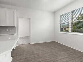 209 SE 26th Ter in Cape Coral, FL - Building Photo - Building Photo