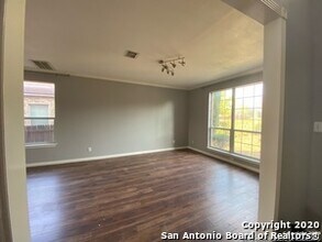 1752 Jasons N Ct in New Braunfels, TX - Building Photo - Building Photo