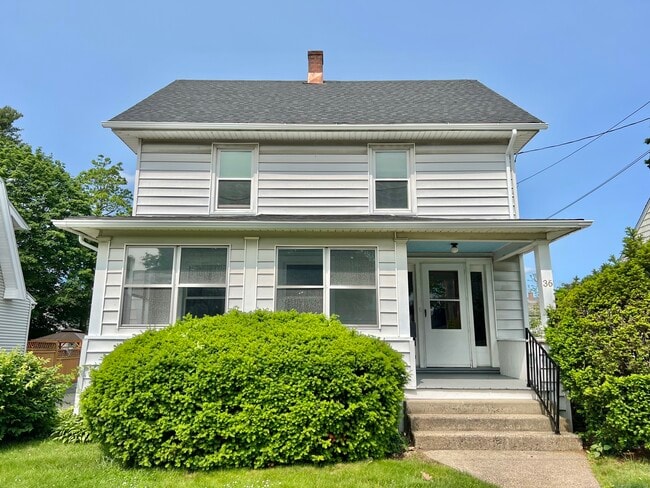 property at 36 Lindsley Pl