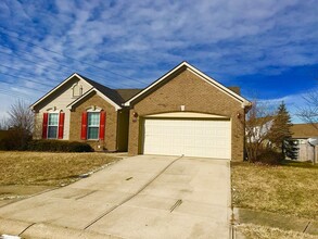 11526 Plum Ridge Ct in Indianapolis, IN - Building Photo - Building Photo