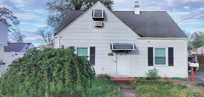 property at 185 Plainfield Ave