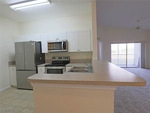 4133 Bellasol Cir in Ft. Myers, FL - Building Photo - Building Photo