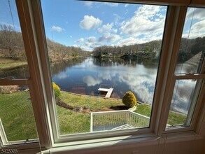 13 N Orchard Terrace in Sparta, NJ - Building Photo - Building Photo