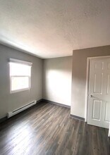 298-300 Meridian in East Boston, MA - Foto de edificio - Building Photo