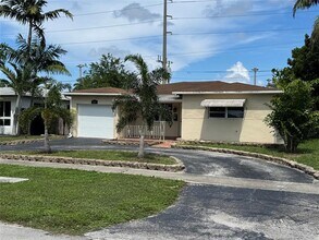1401 N 31st Rd in Hollywood, FL - Building Photo - Building Photo
