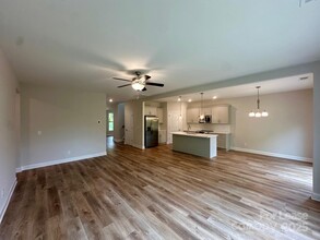 3110 Westerwood Dr in Charlotte, NC - Building Photo - Building Photo