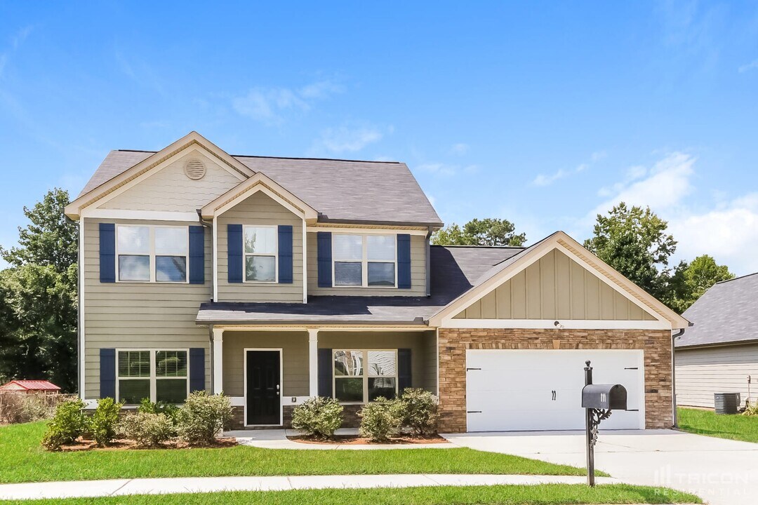 111 Brookhaven Dr in Villa Rica, GA - Building Photo
