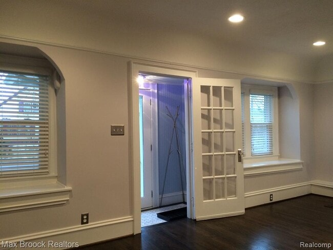 115 E Lincoln St in Birmingham, MI - Building Photo - Building Photo