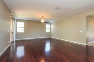 2534 W Beverly Rd. in Phoenix, AZ - Foto de edificio - Building Photo