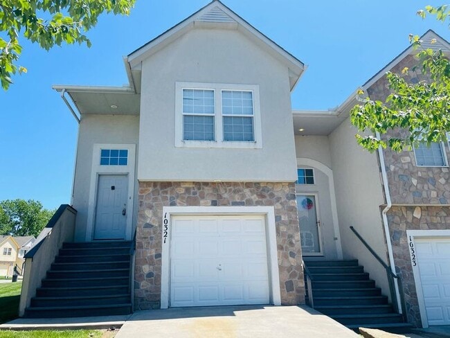 property at 10321 Parkview Ave