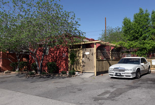 116-118 S 11th St in Las Vegas, NV - Building Photo