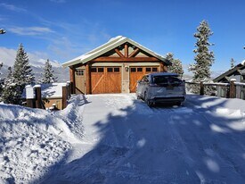 93 Uncle Sam Rd in Breckenridge, CO - Building Photo