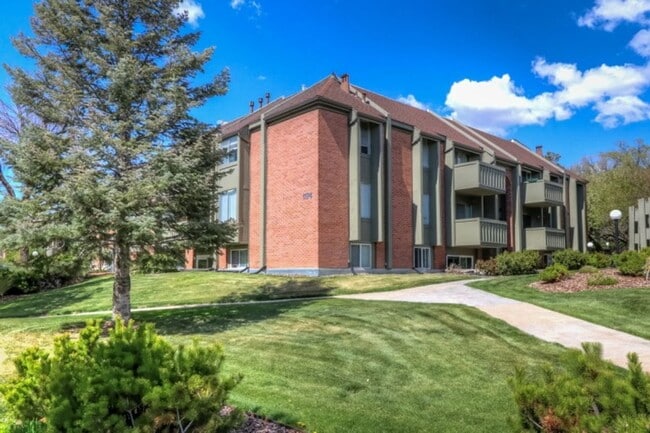 property at 1174 Foothill Dr