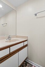 1725 Pickwick Ln in Glenview, IL - Building Photo - Building Photo