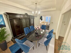 1262 Sacramento St in San Francisco, CA - Building Photo - Building Photo