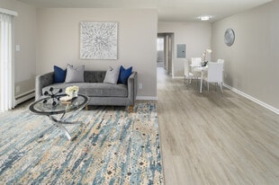 Southgate Gardens Apartments in Newark, DE - Building Photo