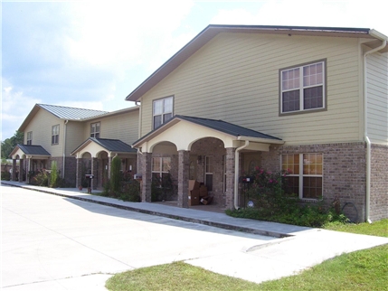 The Townhomes at Lake Butler in Lake Butler, FL - Building Photo