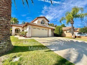 25211 Corte Sombrero in Murrieta, CA - Building Photo - Building Photo