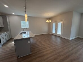 104 Ward Way in Auburn, KY - Building Photo - Building Photo