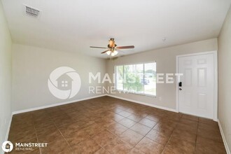 5043 Escalante Dr in North Port, FL - Building Photo - Building Photo