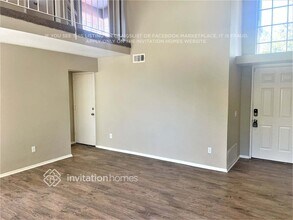 14269 Hillcrest Dr in Fontana, CA - Foto de edificio - Building Photo