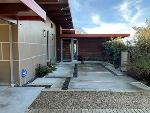 1000 Warrington Rd in Santa Rosa, CA - Building Photo - Building Photo