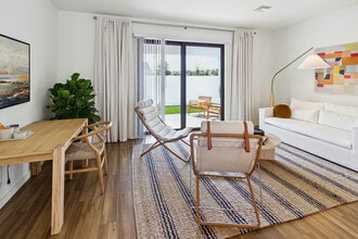 Swell by Soltura in Bonita Springs, FL - Foto de edificio - Building Photo