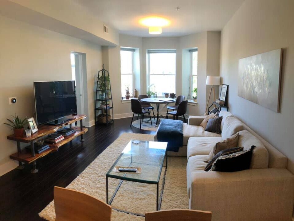 1814 N Capitol St NW Unit 303, Unit 303 in Washington, DC - Building Photo