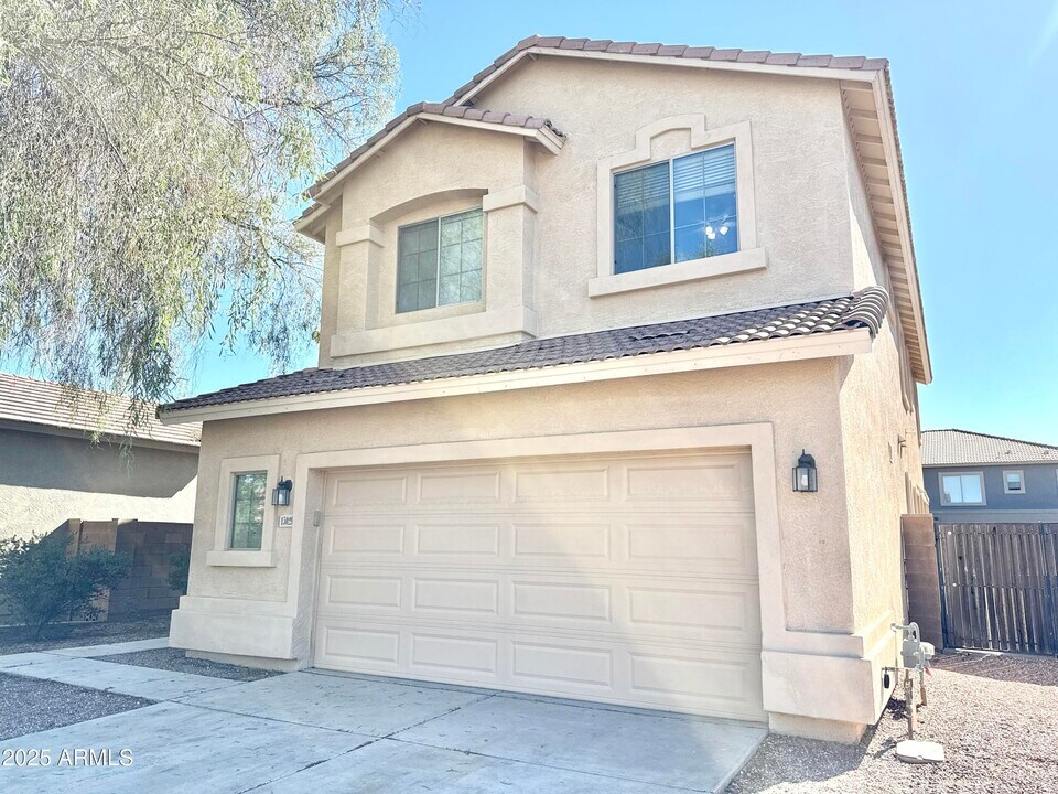 15029 W Riviera Dr in Surprise, AZ - Building Photo