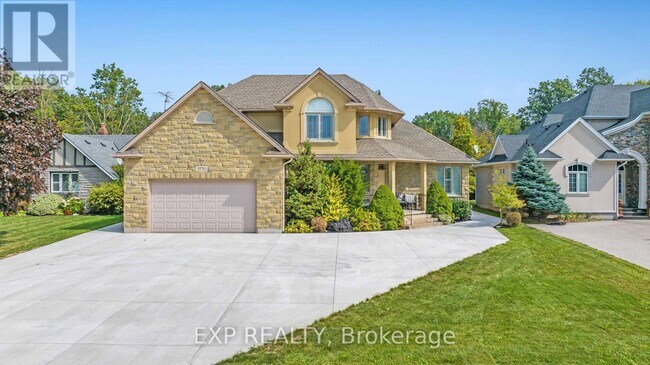 3750 Kalar Rd in Niagara Falls, ON - Building Photo - Building Photo