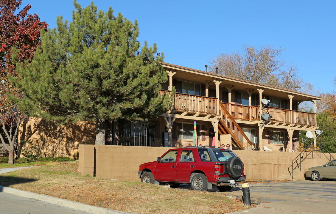 The Southwind Apartments in Tulsa, OK - Building Photo