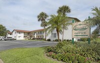 Building Photo - Golfview Apartments in Daytona Beach, Florida