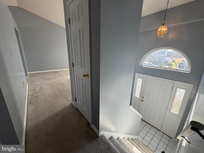 property at 104 New Kent Ct