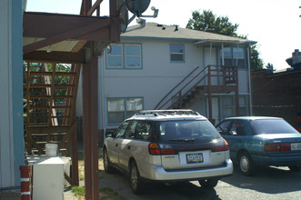 2417 NE 54th St in Seattle, WA - Building Photo - Building Photo