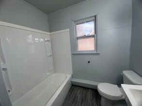 1217 Williams St in Danville, IL - Foto de edificio - Building Photo