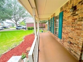819 Buckeye Pl in Missouri City, TX - Foto de edificio - Building Photo
