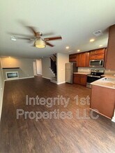 6294 NE 44th St in Kansas City, MO - Building Photo - Building Photo