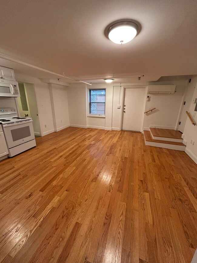 property at 22 High St